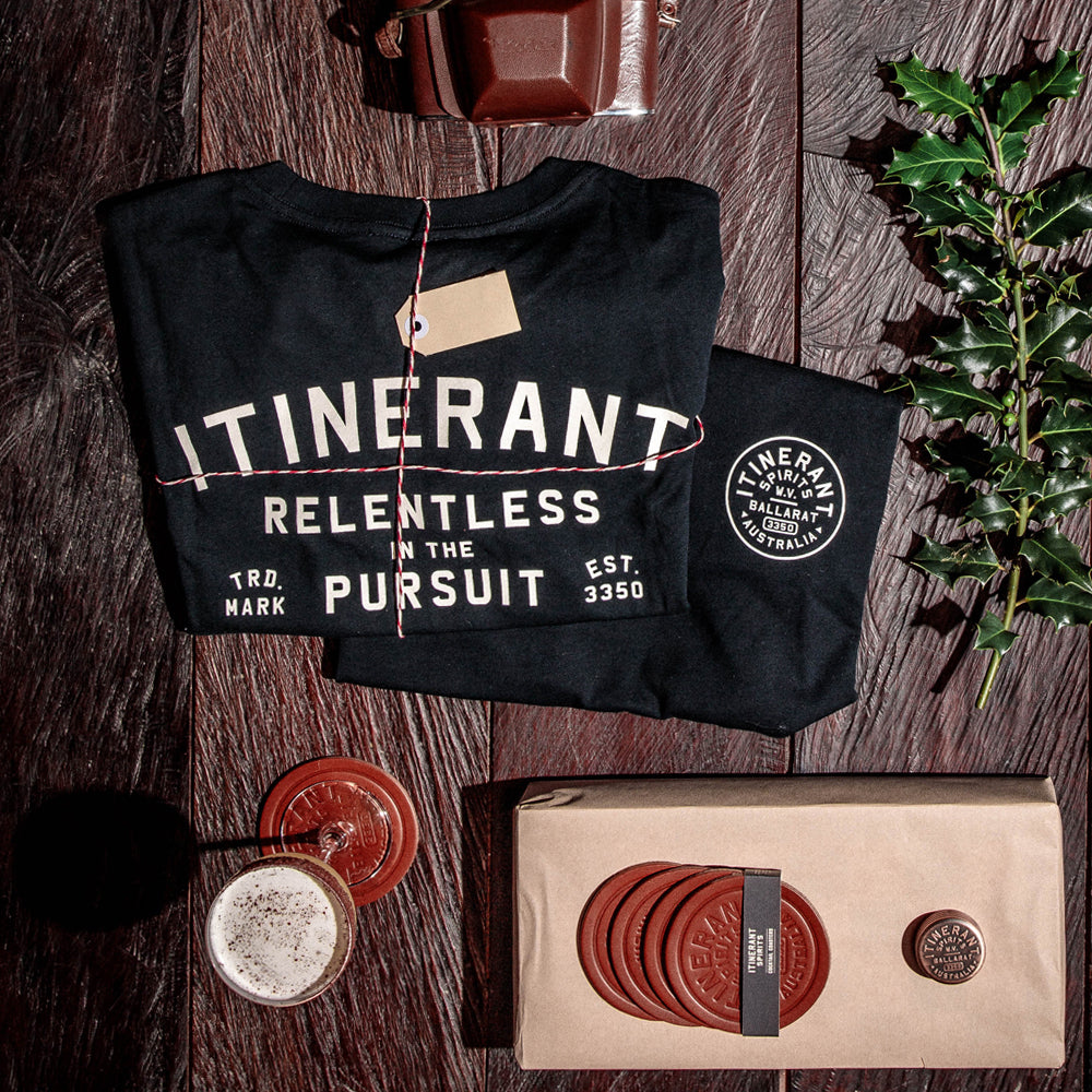 1 X SET ITINERANT COASTERS + 1 ITINERANT T-SHIRT